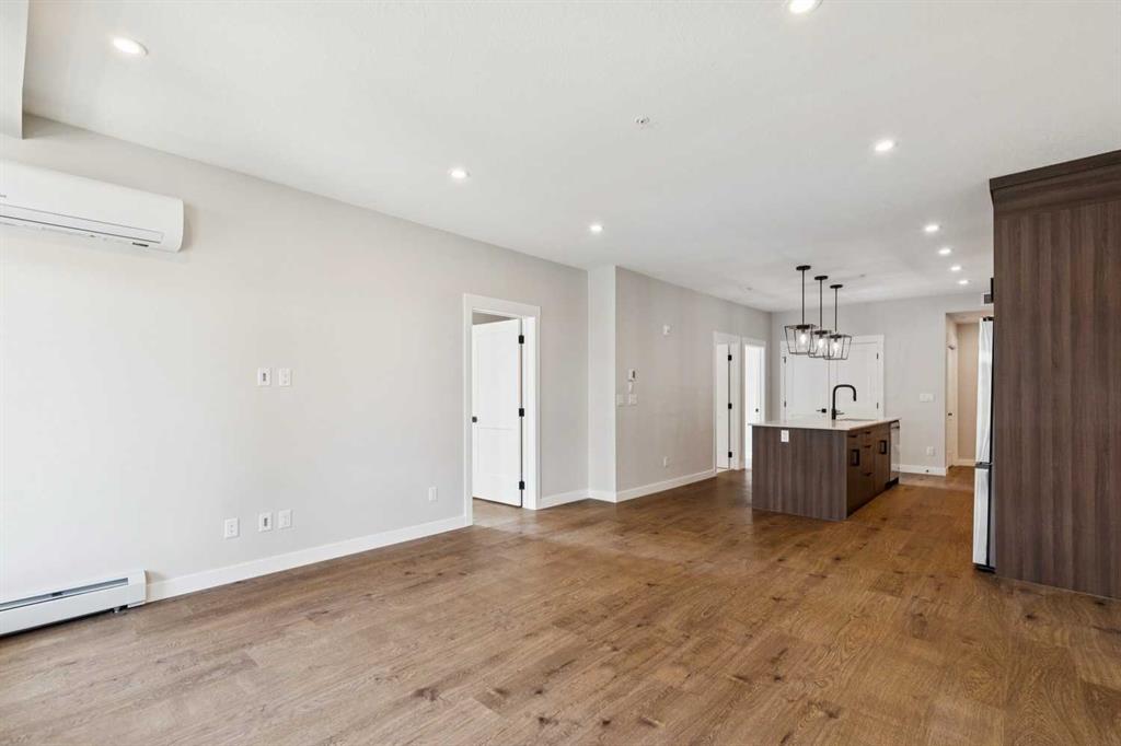 1802 Mahogany Boulevard SE Unit: 7121