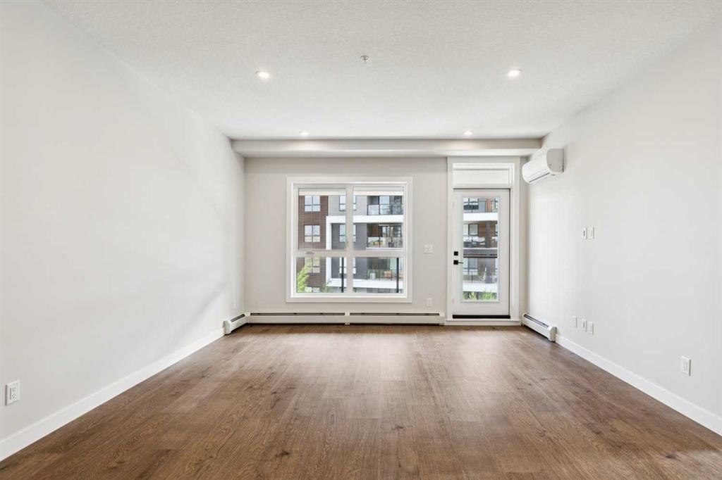 1802 Mahogany Boulevard SE Unit: 7121