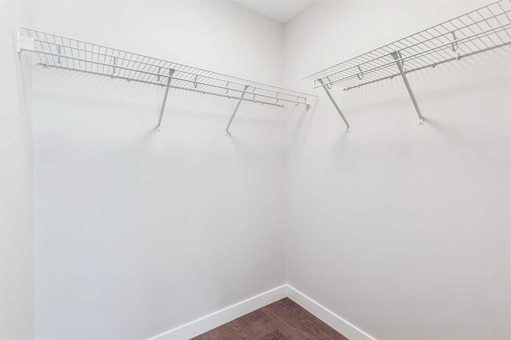 1802 Mahogany Boulevard SE Unit: 7121