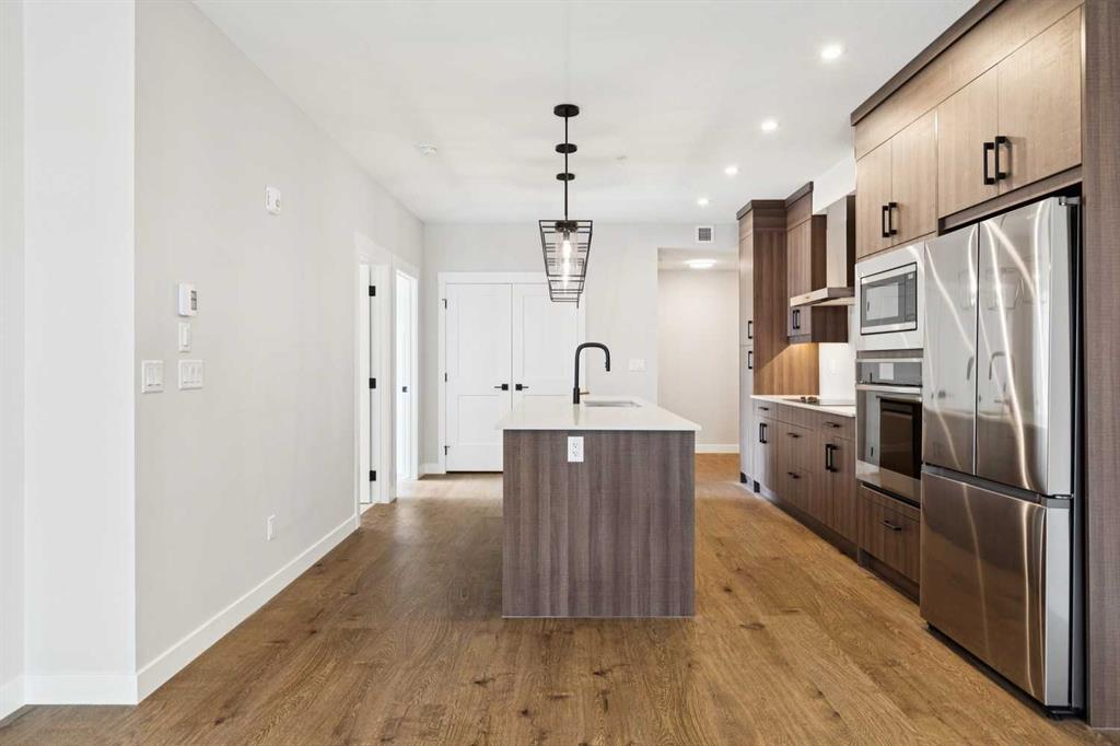 1802 Mahogany Boulevard SE Unit: 7121