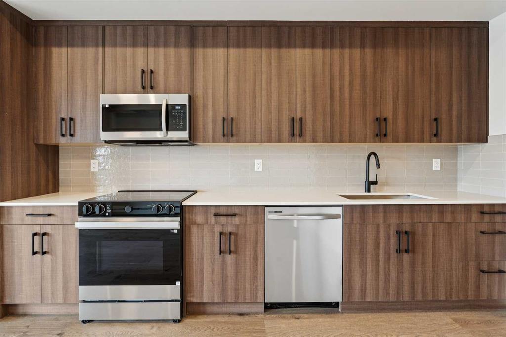 1802 Mahogany Boulevard SE Unit: 7107