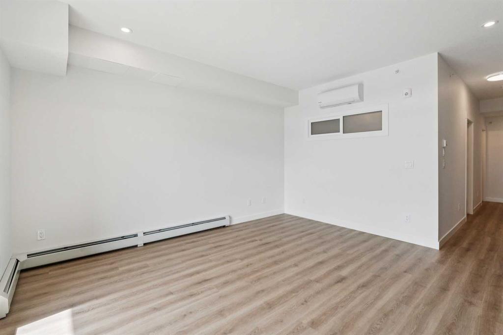 3700 Seton Avenue SE Unit: 3402