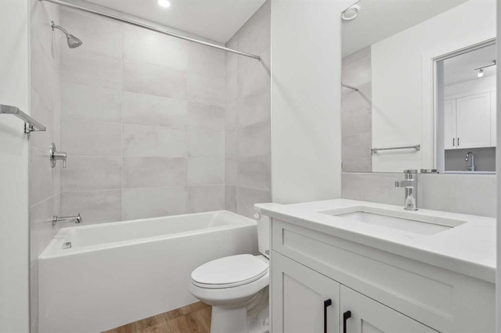 1802 Mahogany Boulevard SE Unit: 3117