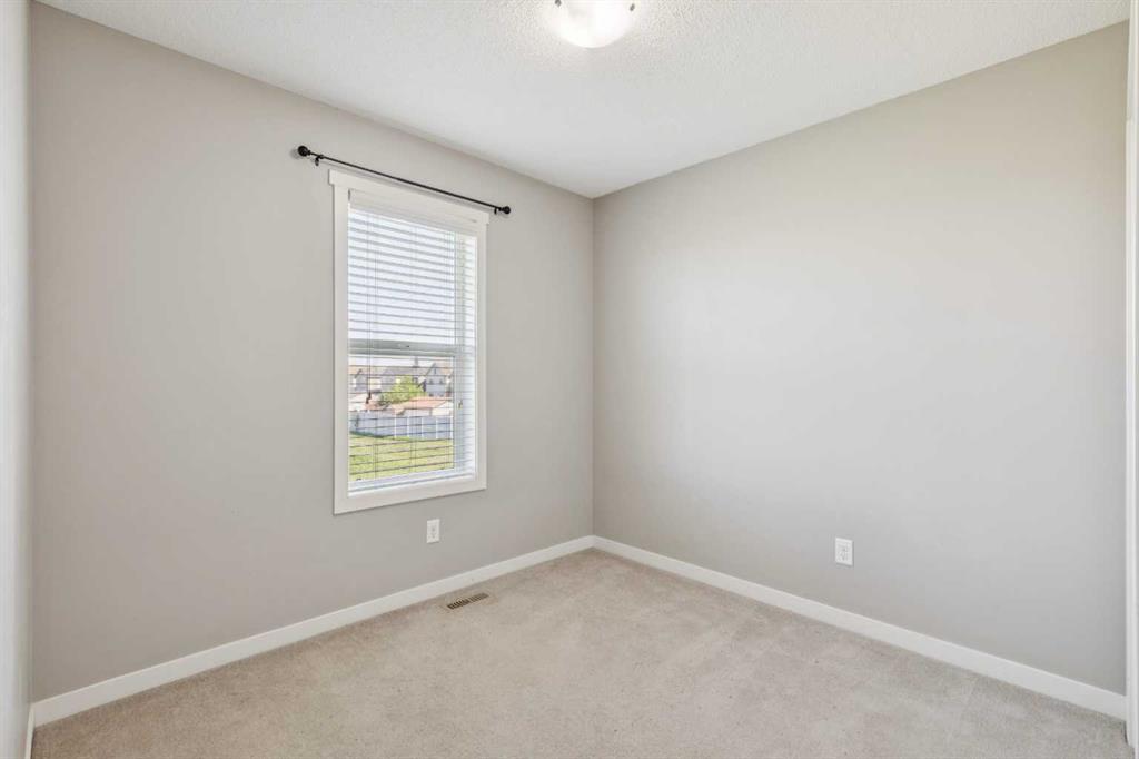 409 Copperpond Landing SE
