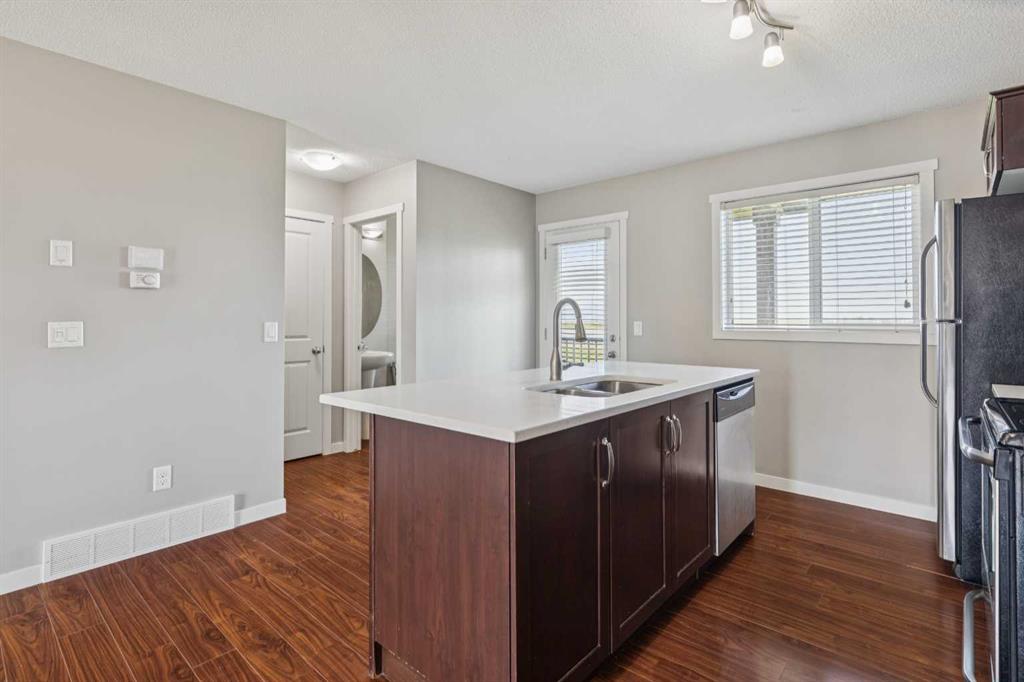 409 Copperpond Landing SE