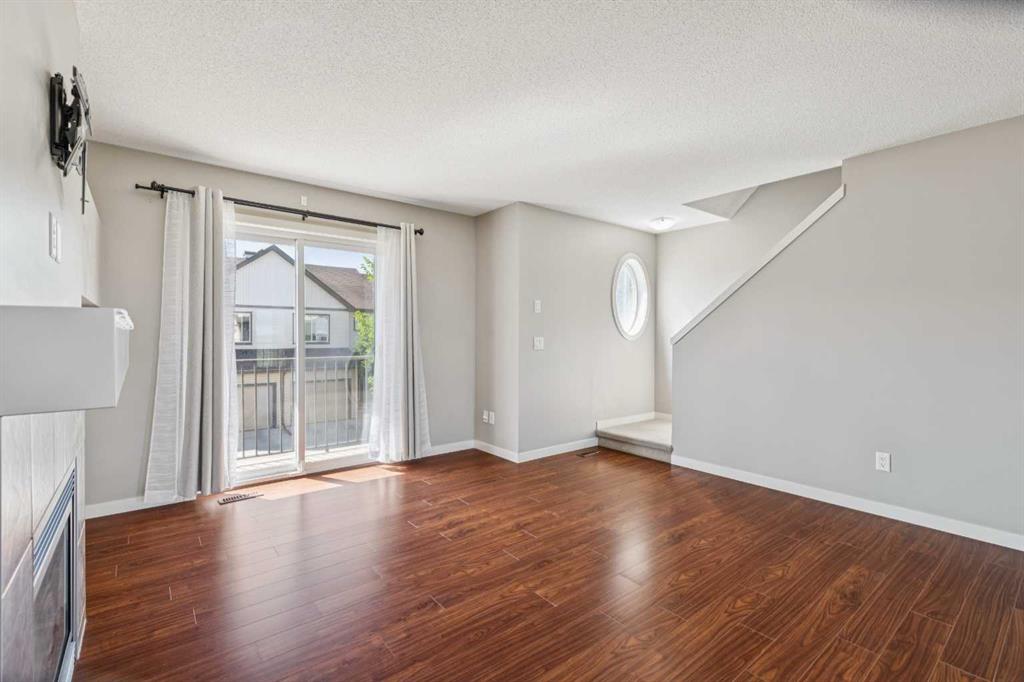 409 Copperpond Landing SE