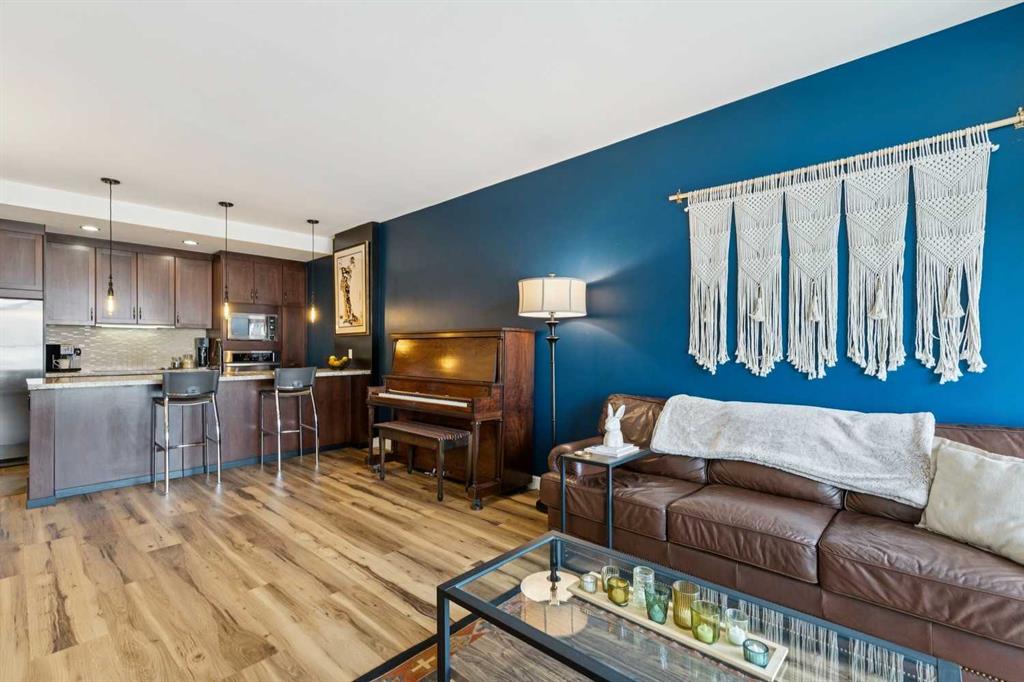 540 34 Street NW Unit: 204