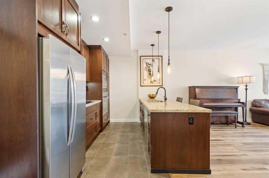 540 34 Street NW Unit: 204