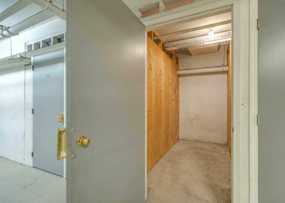 540 34 Street NW Unit: 204