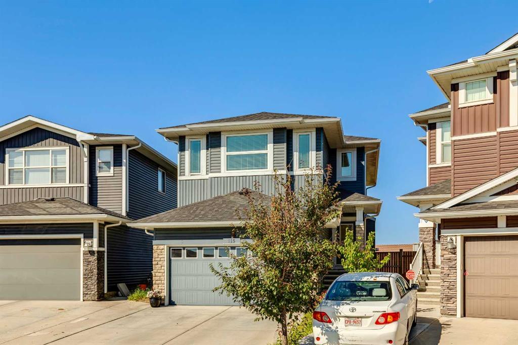215 Redstone Heights NE