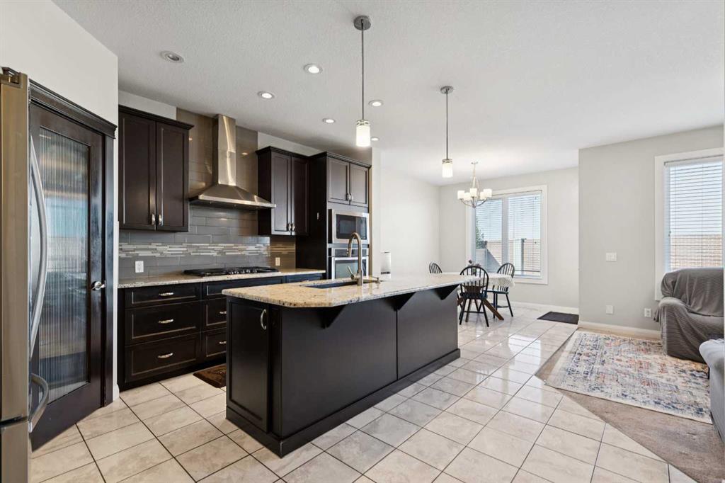 215 Redstone Heights NE
