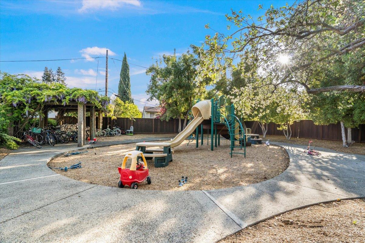 2466 West Bayshore Road 5