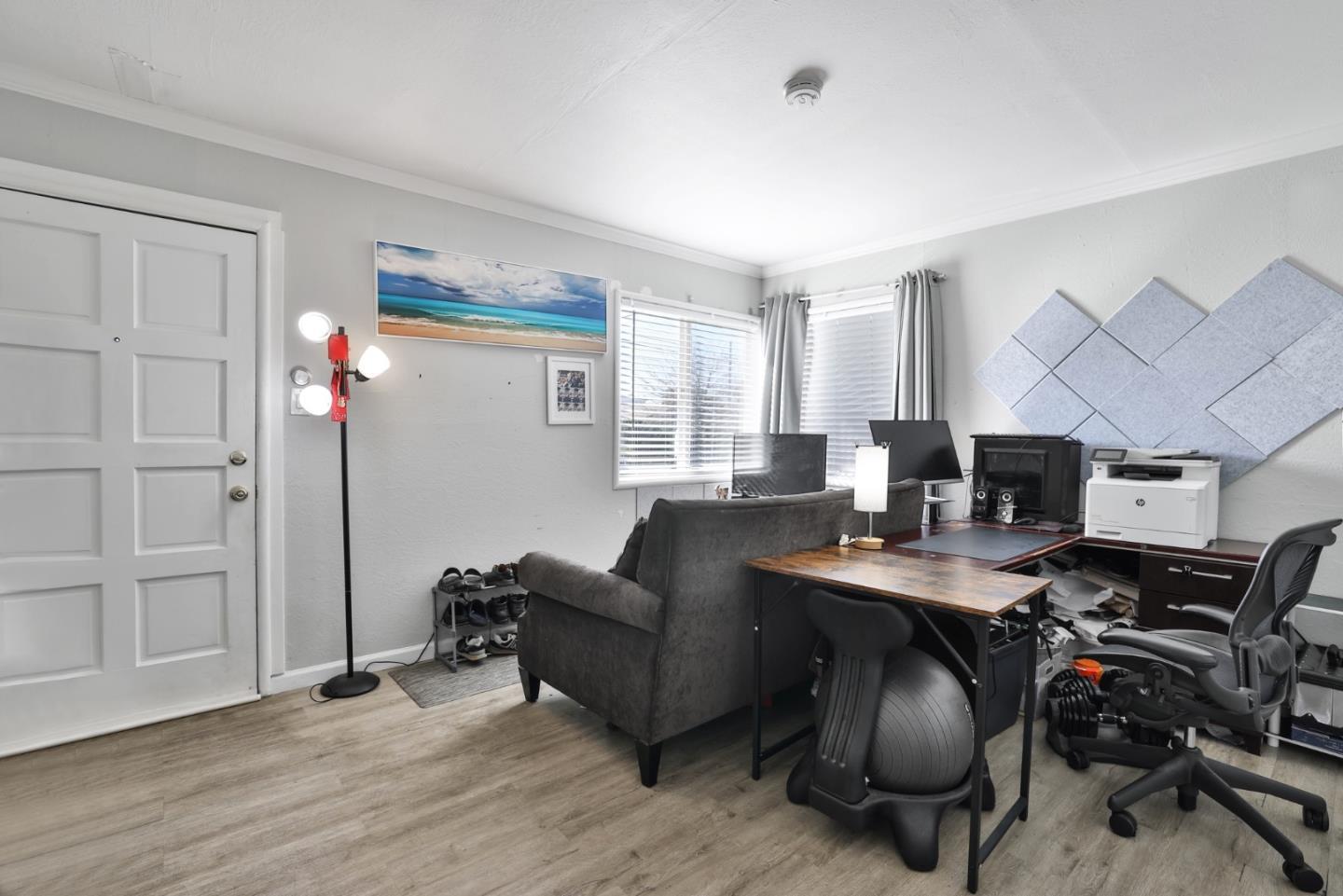 1431 Dwight Way