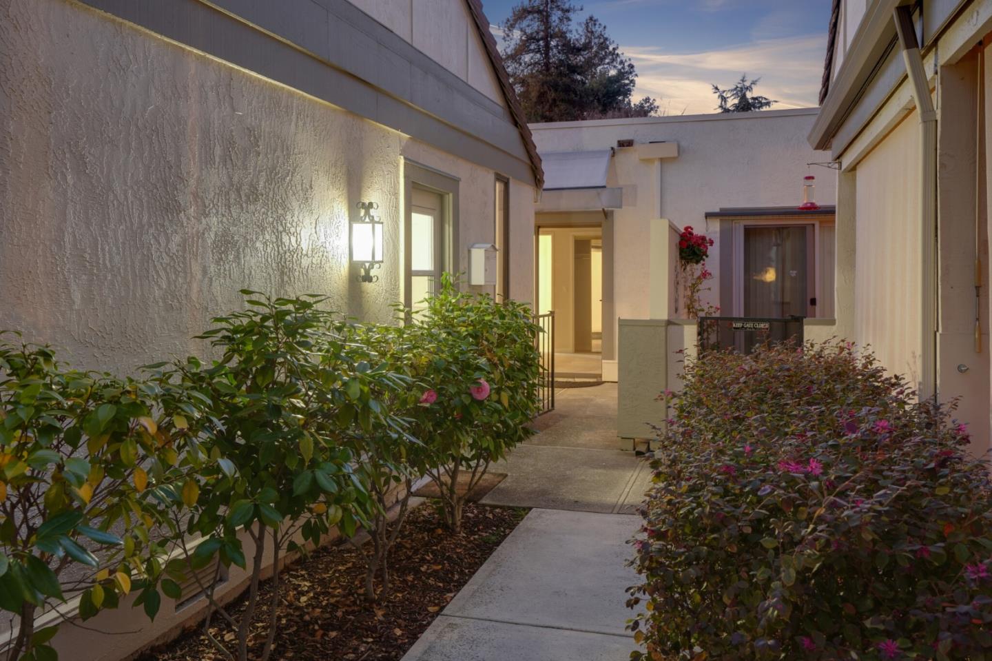 6041 Montgomery Bend