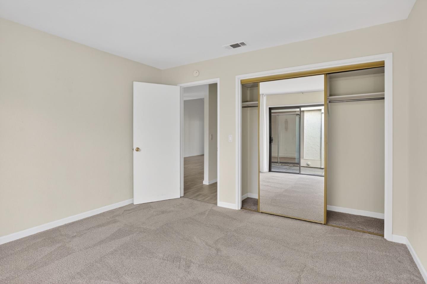 6041 Montgomery Bend