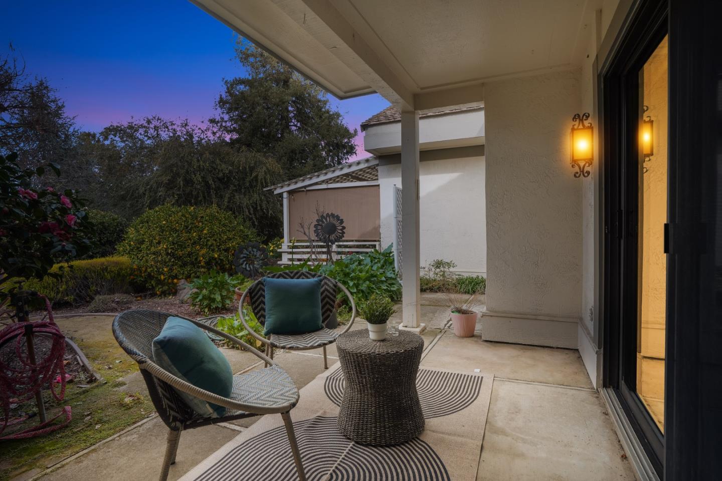 6041 Montgomery Bend