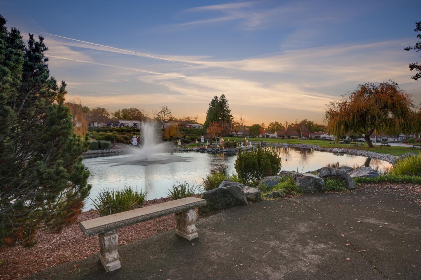 6041 Montgomery Bend