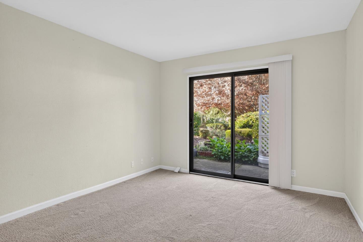 6041 Montgomery Bend