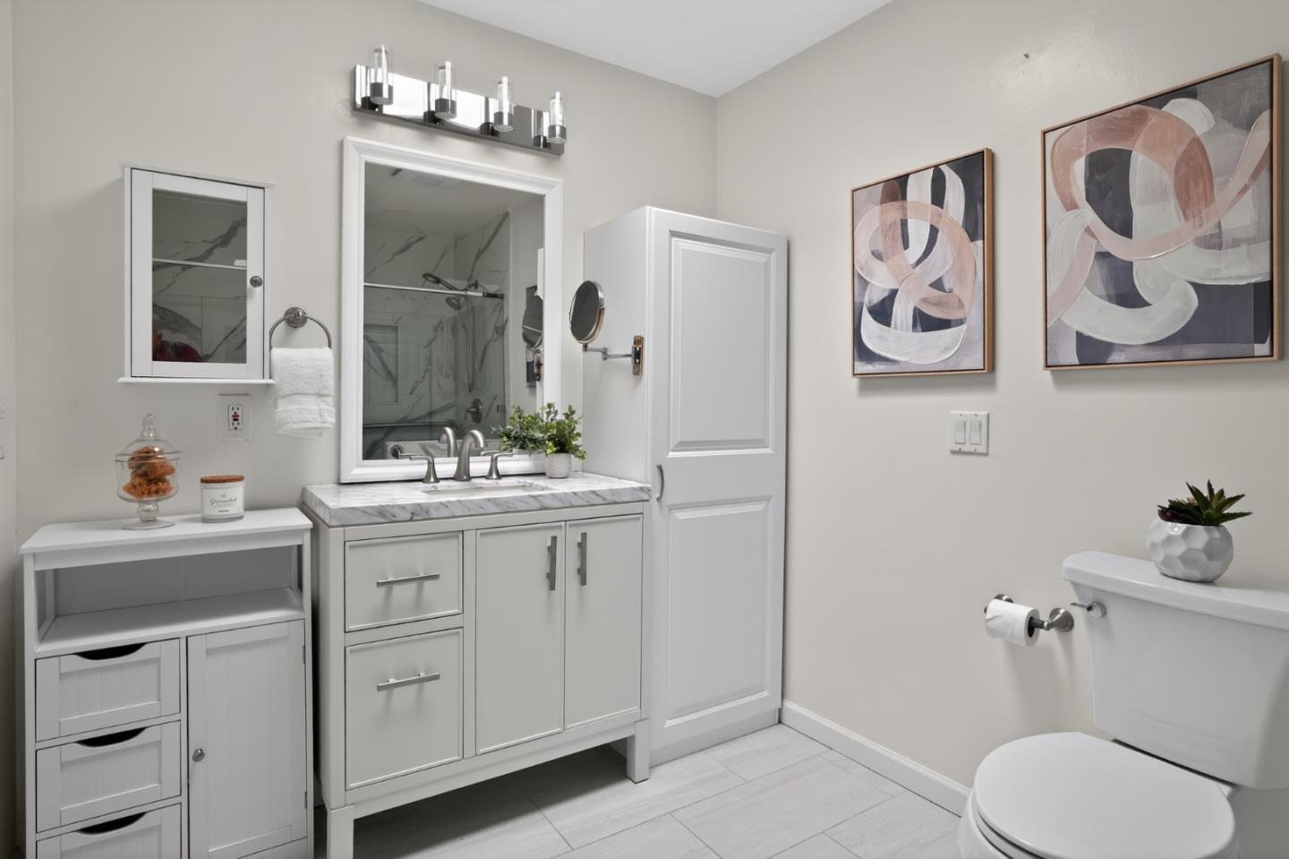 6041 Montgomery Bend