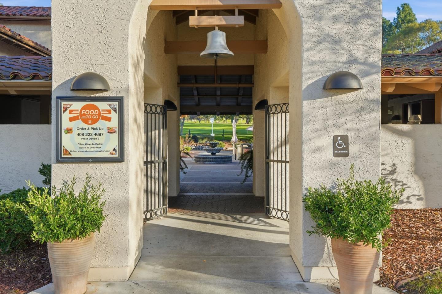 6041 Montgomery Bend