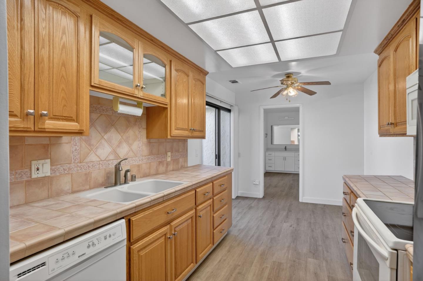 6041 Montgomery Bend