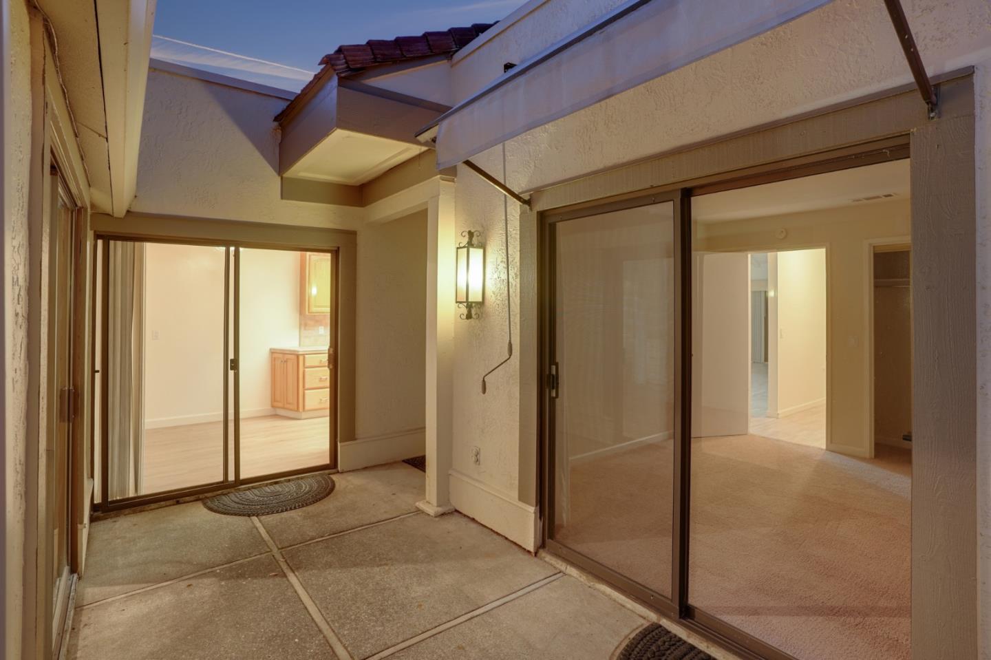 6041 Montgomery Bend