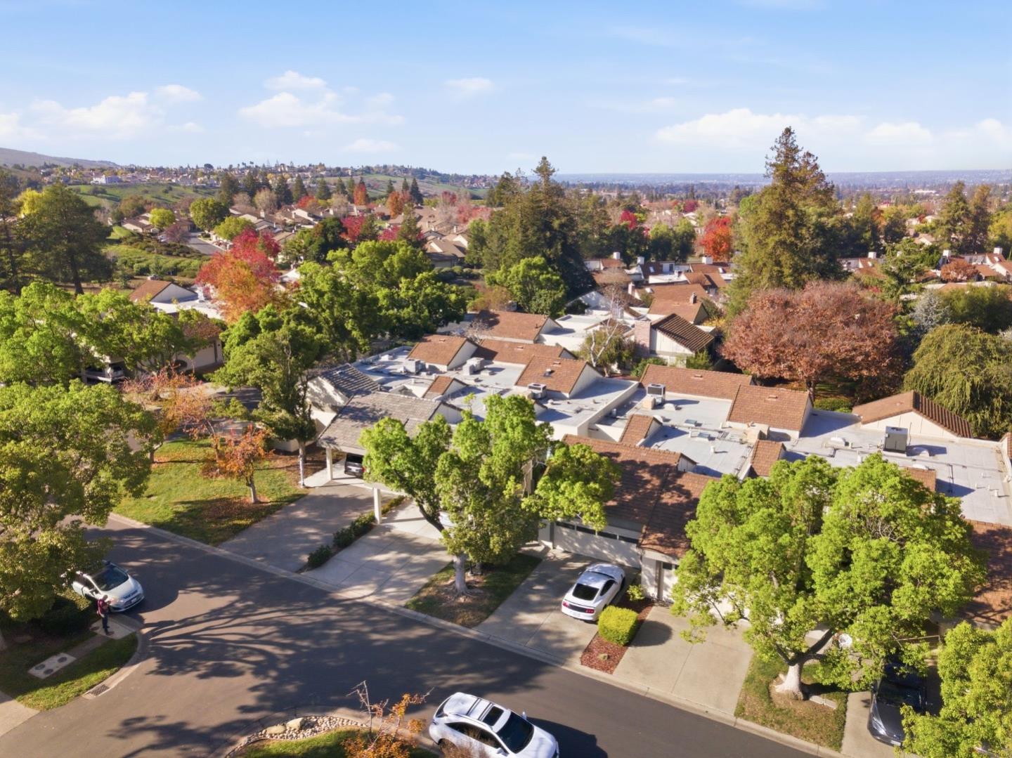 6041 Montgomery Bend