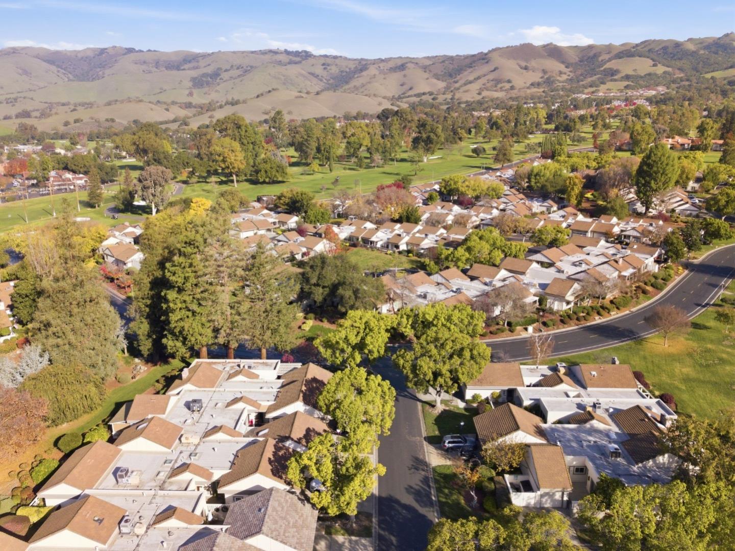 6041 Montgomery Bend