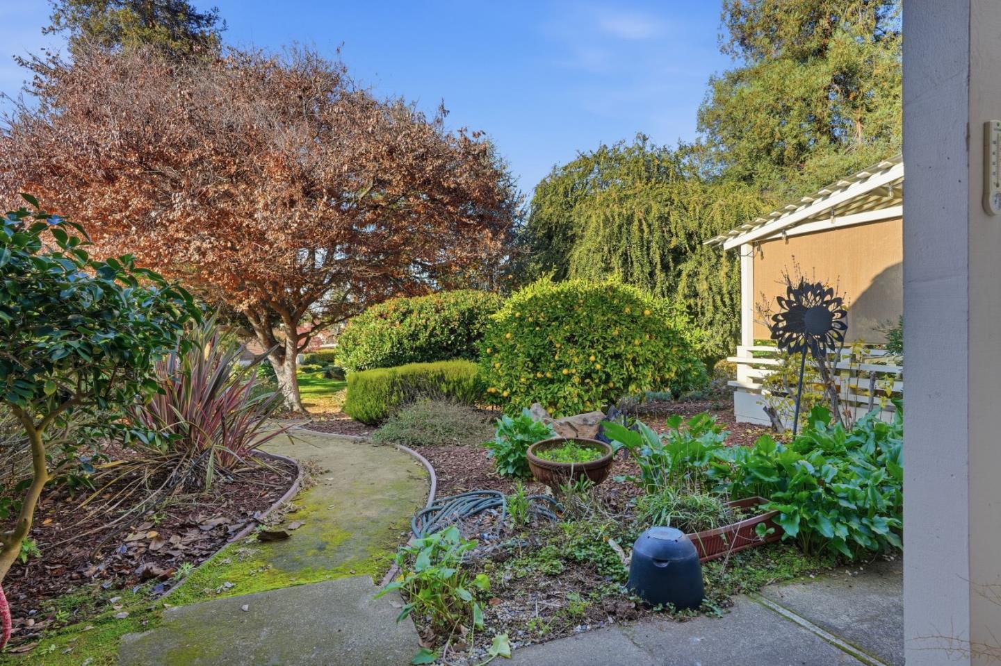 6041 Montgomery Bend