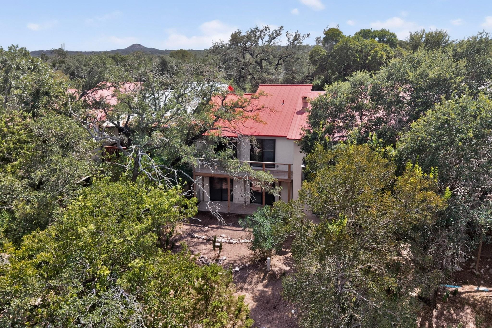 84 Shady Bluff DR