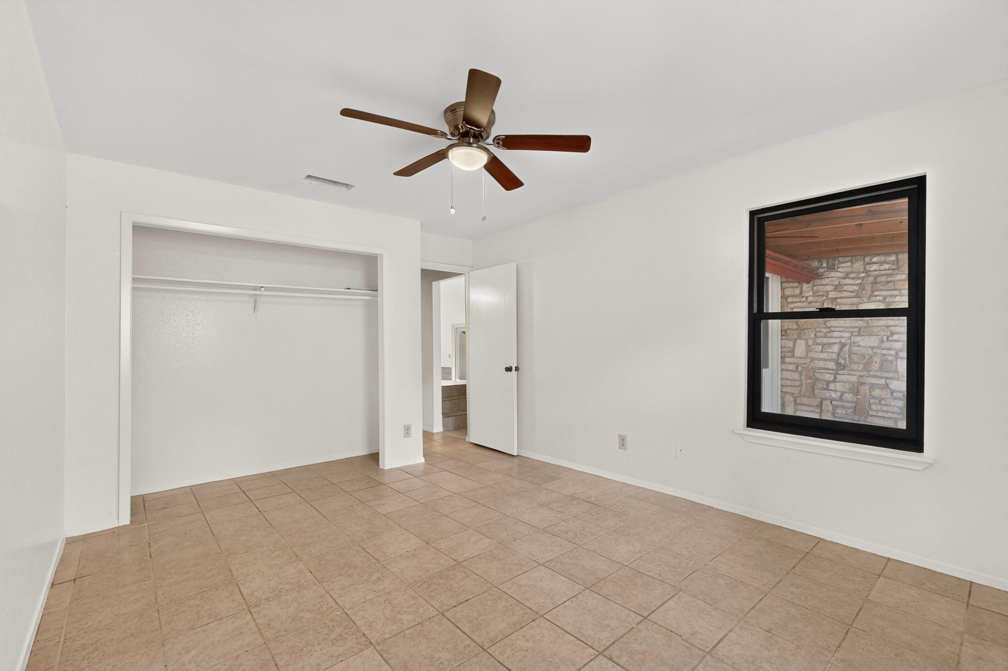 84 Shady Bluff DR