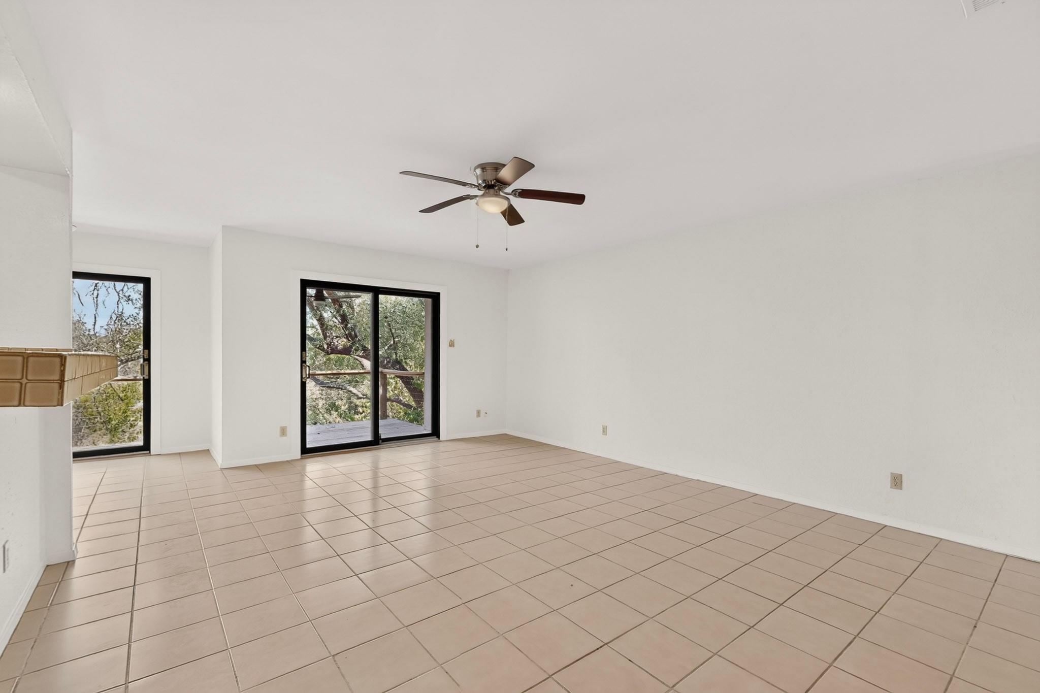 84 Shady Bluff DR
