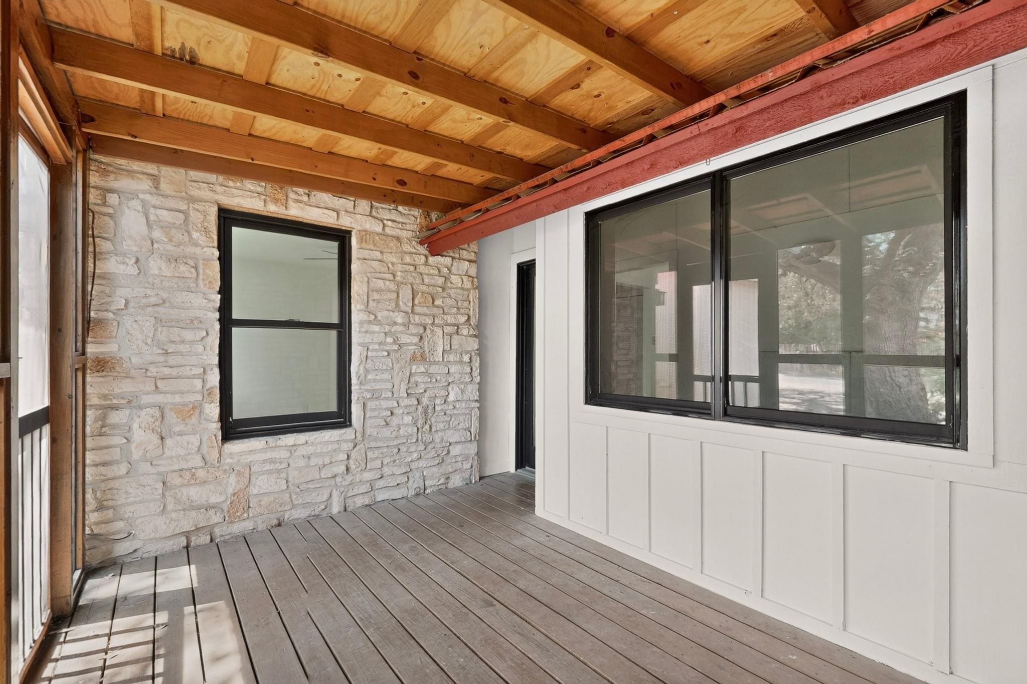 84 Shady Bluff DR