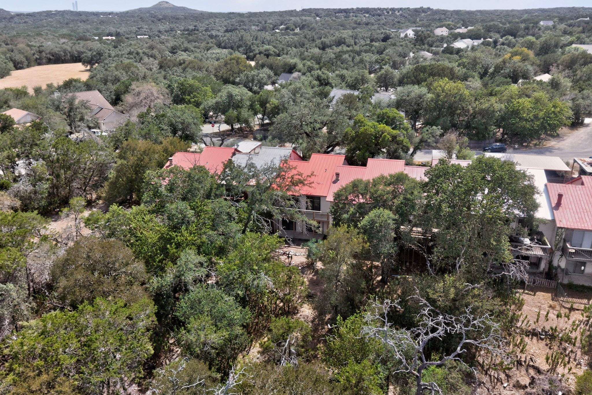 84 Shady Bluff DR