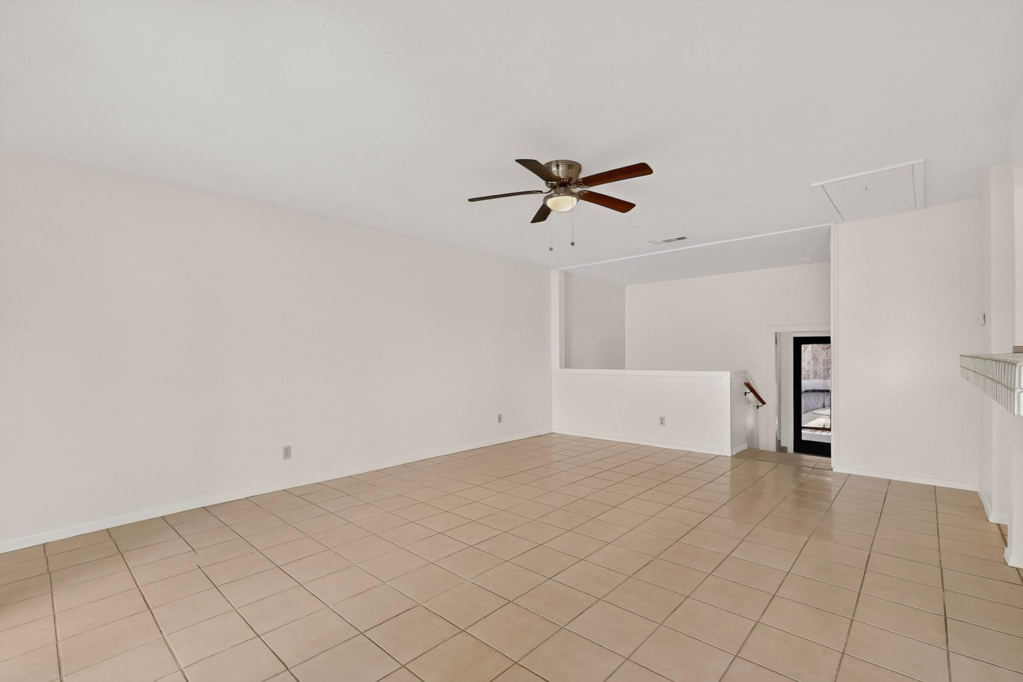 84 Shady Bluff DR