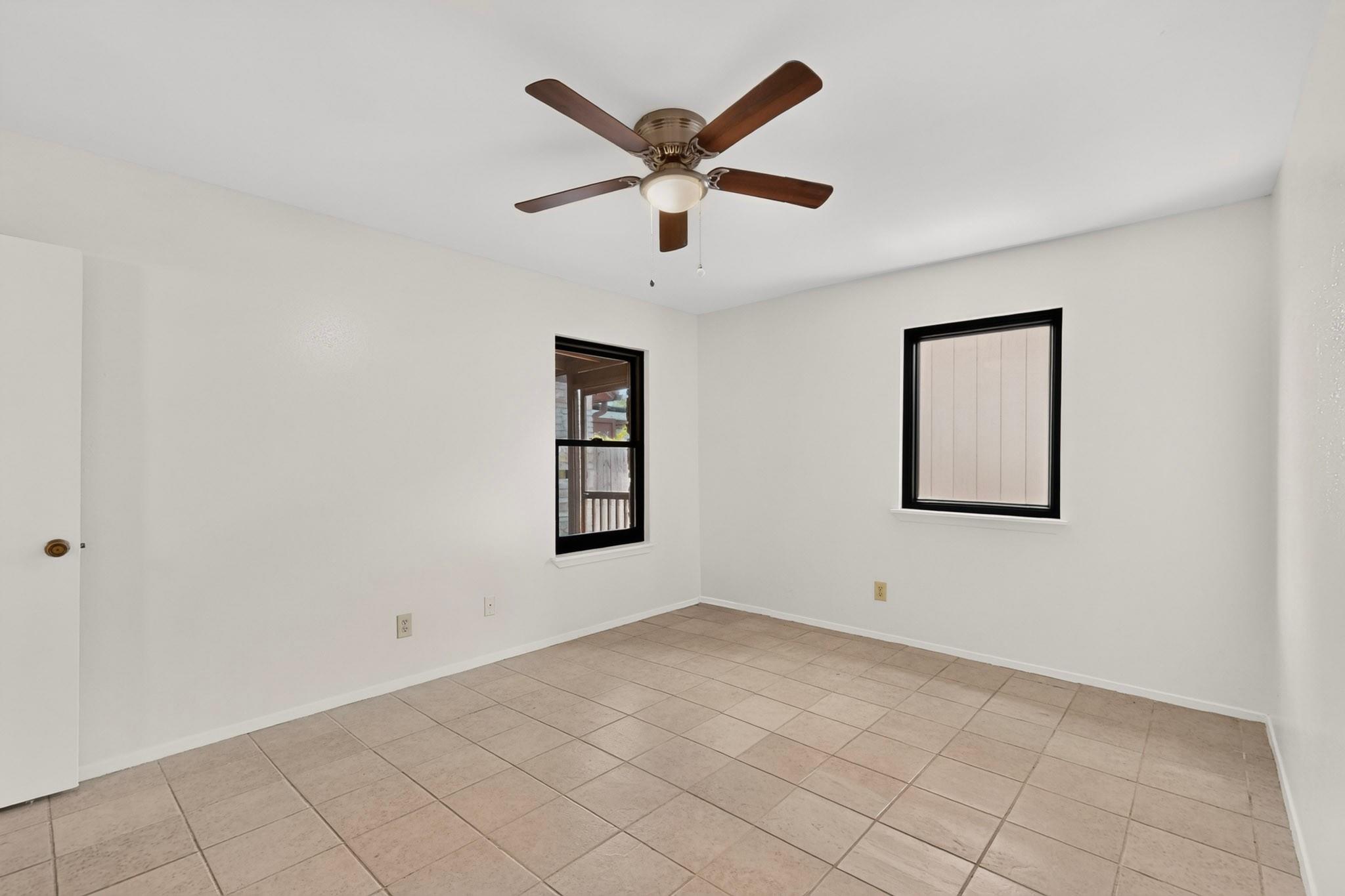 84 Shady Bluff DR