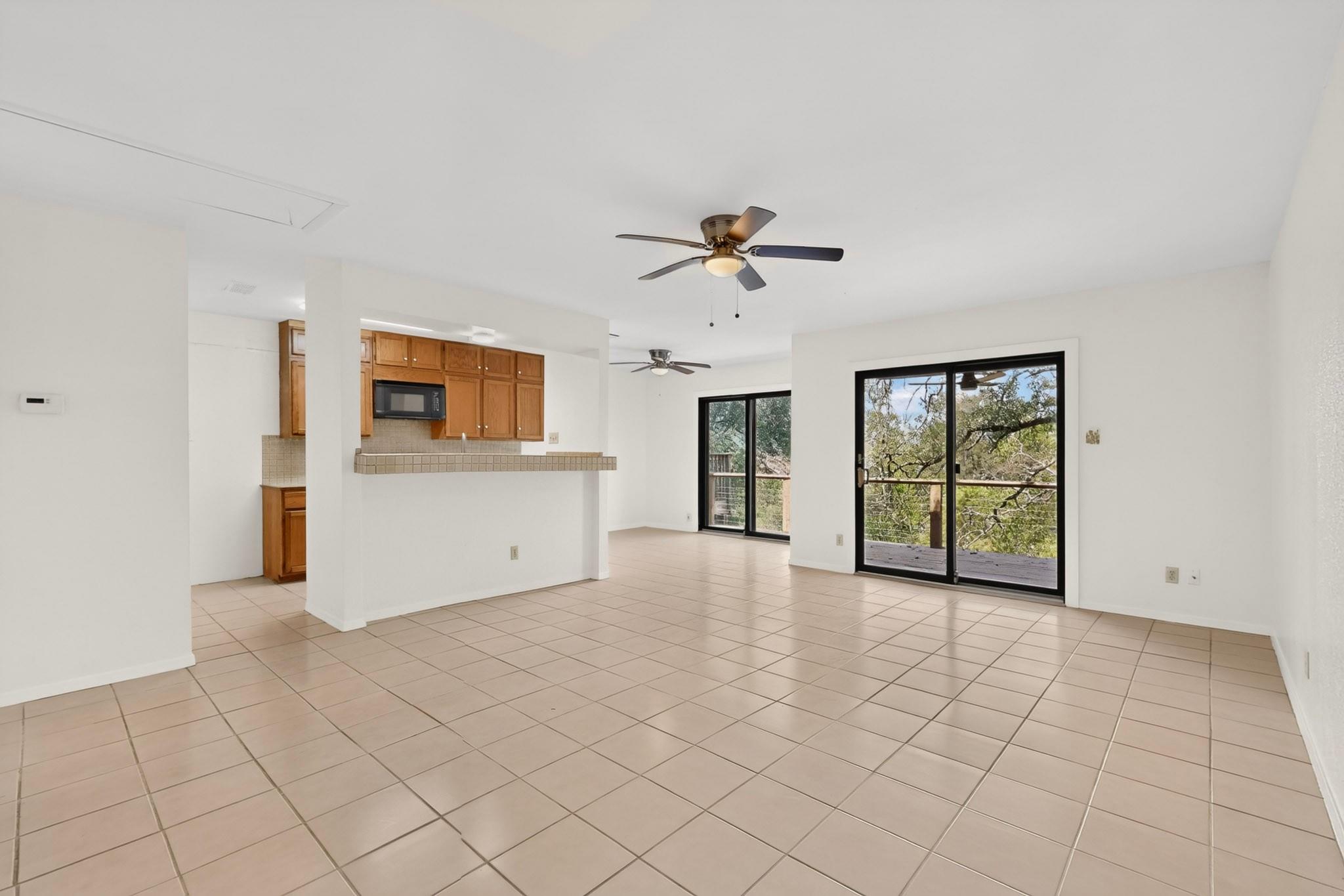 84 Shady Bluff DR