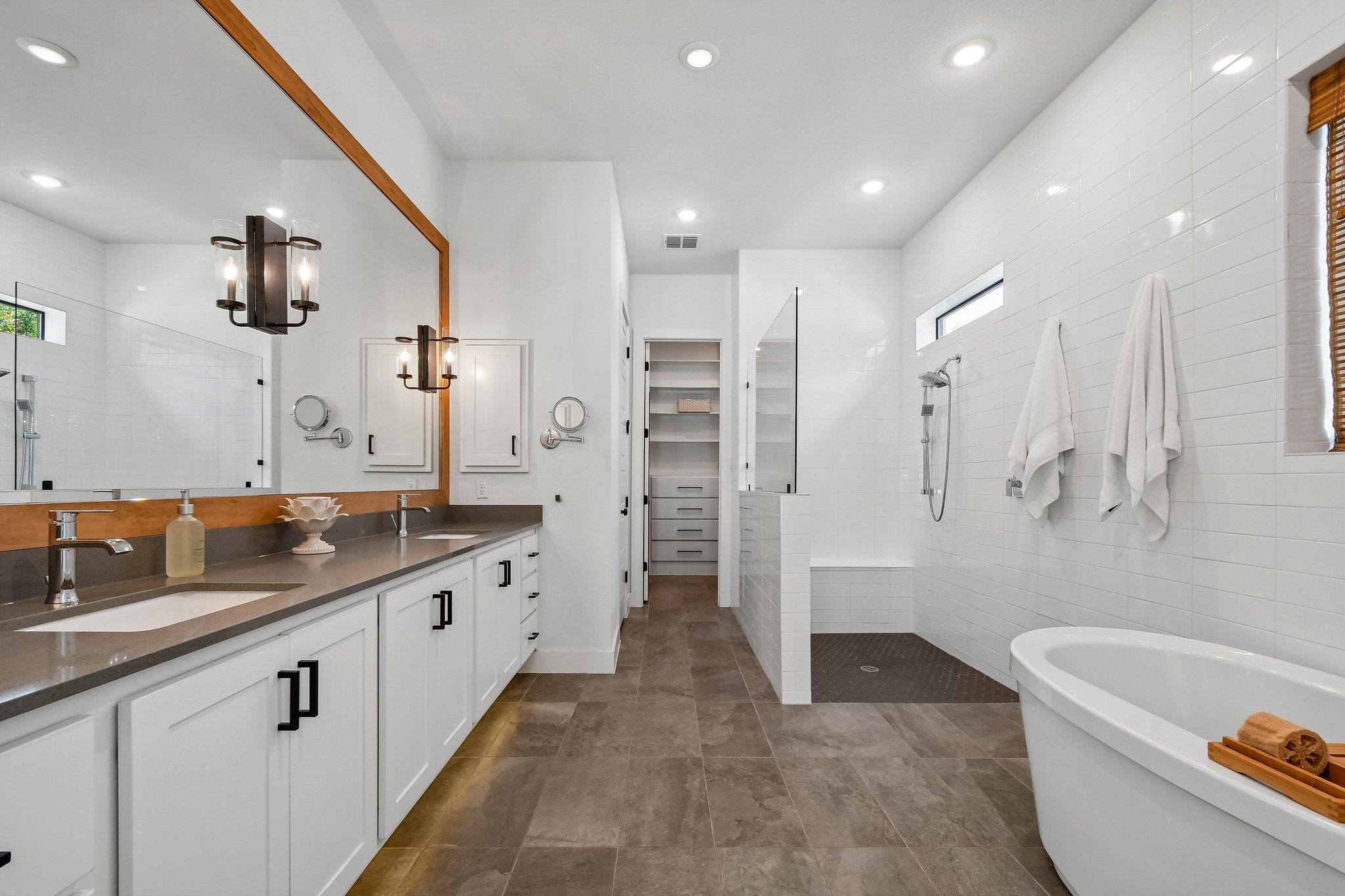 323 Ringtail Stream DR