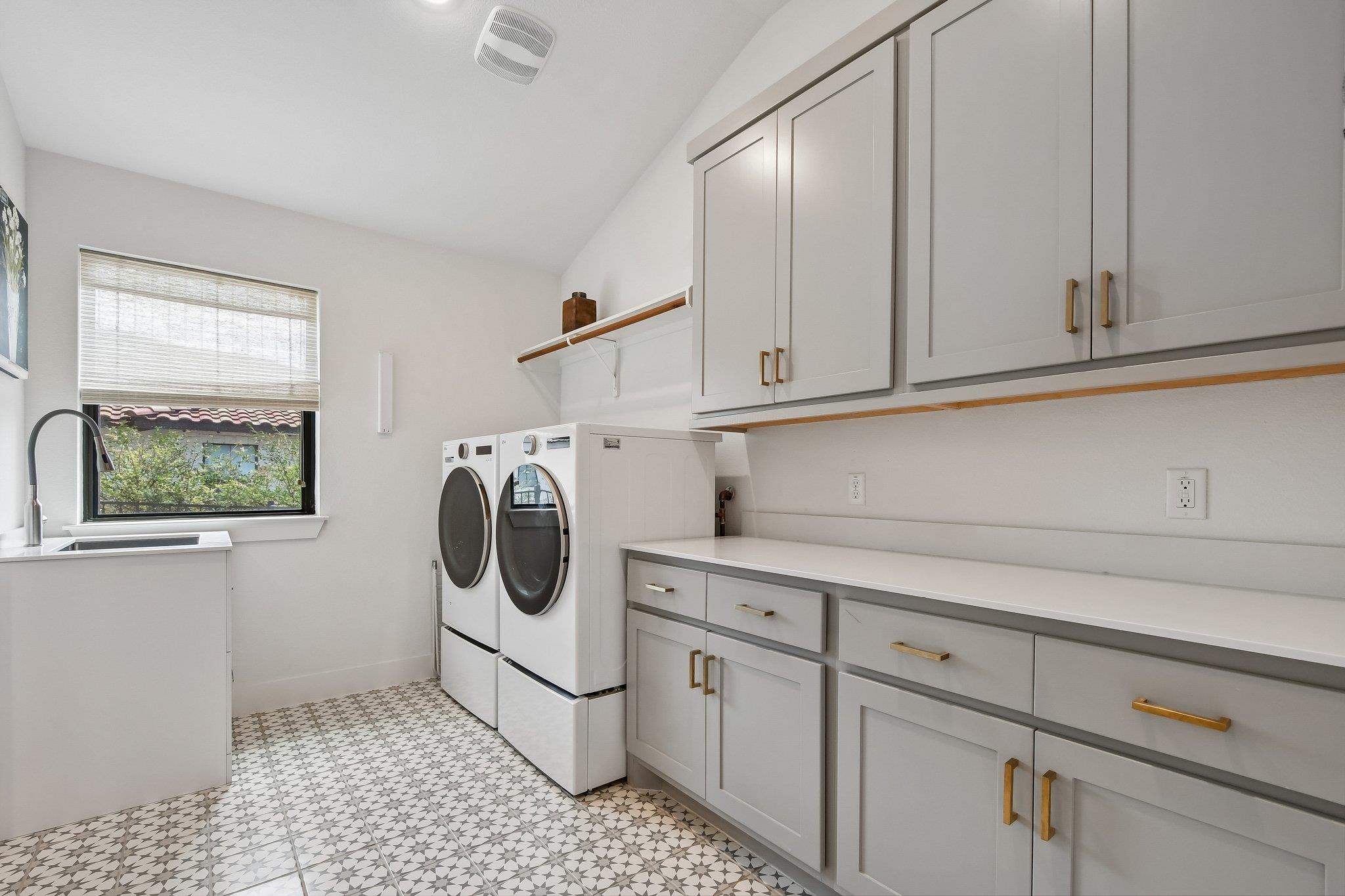 323 Ringtail Stream DR
