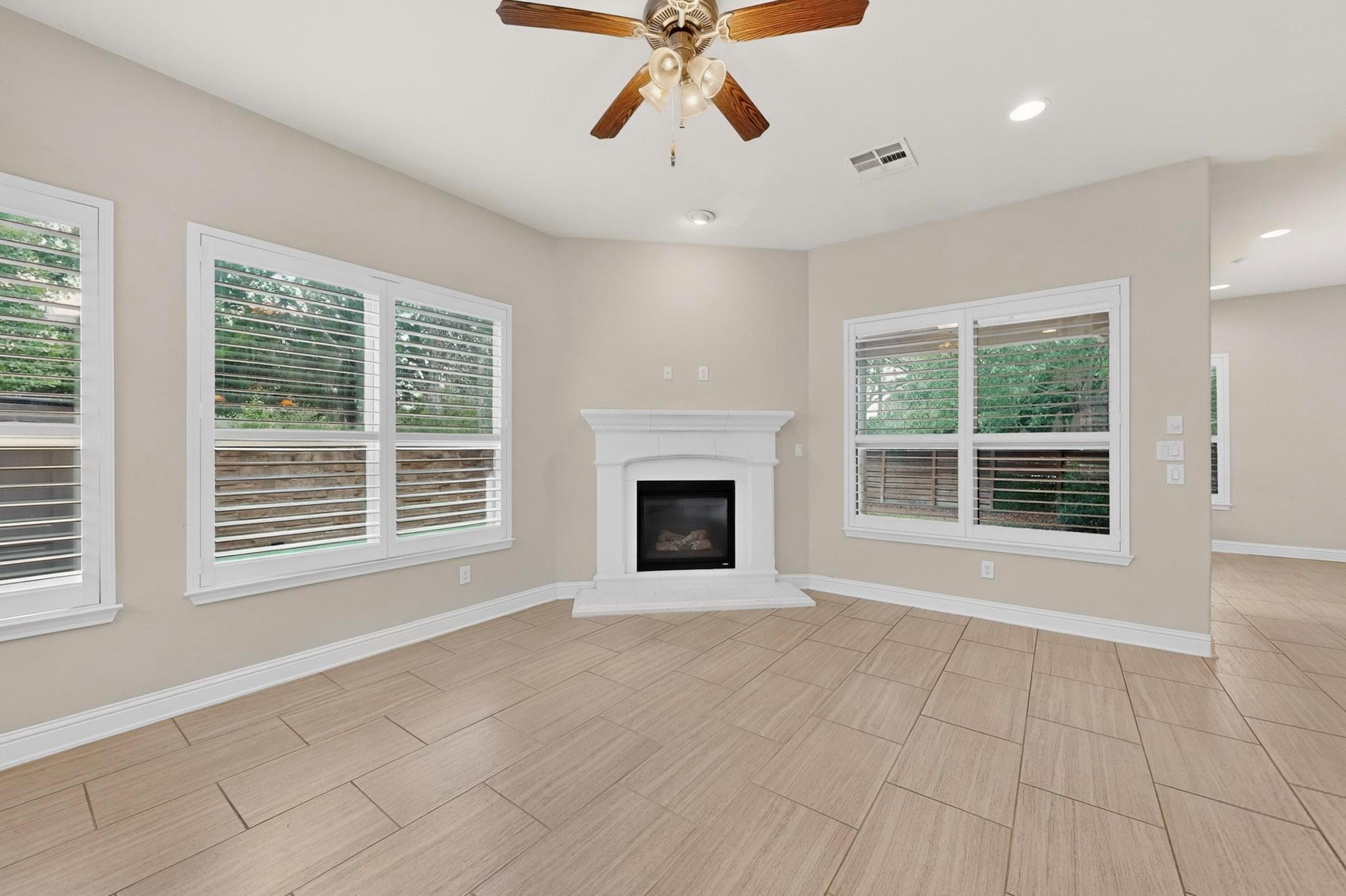 10917 Hidden Caves # 31