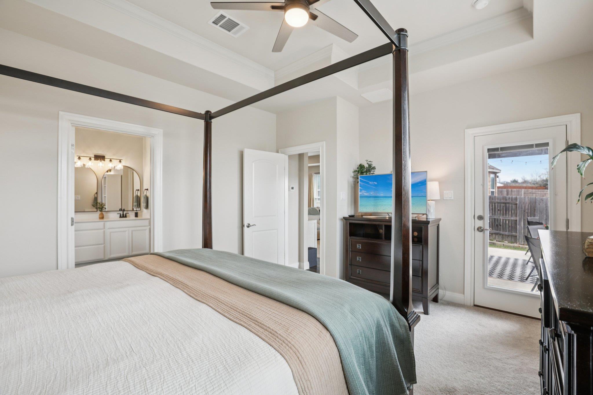 642 Bayberry CIR