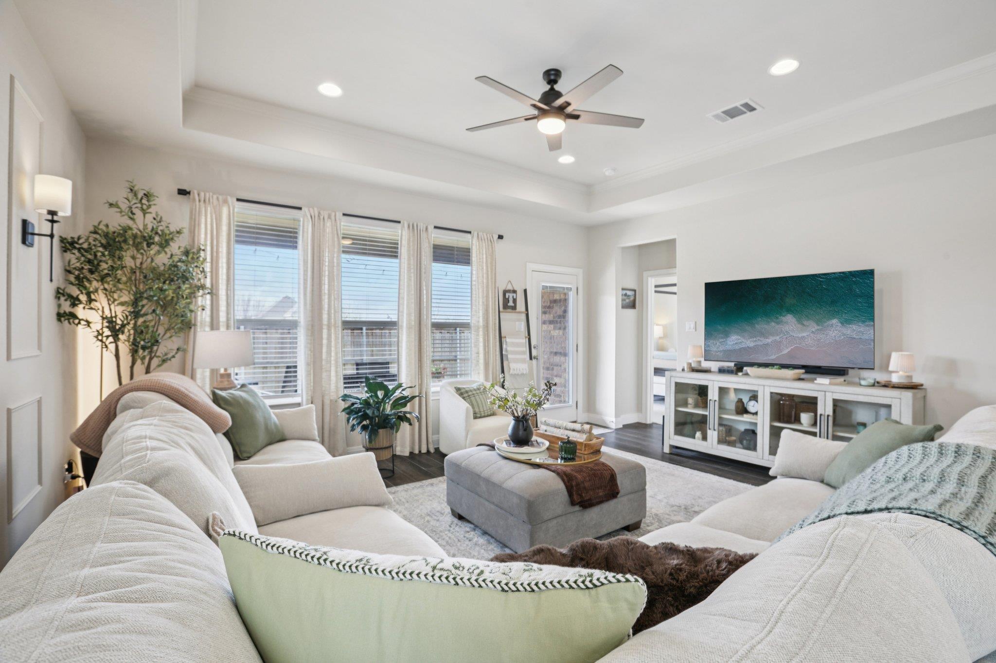642 Bayberry CIR