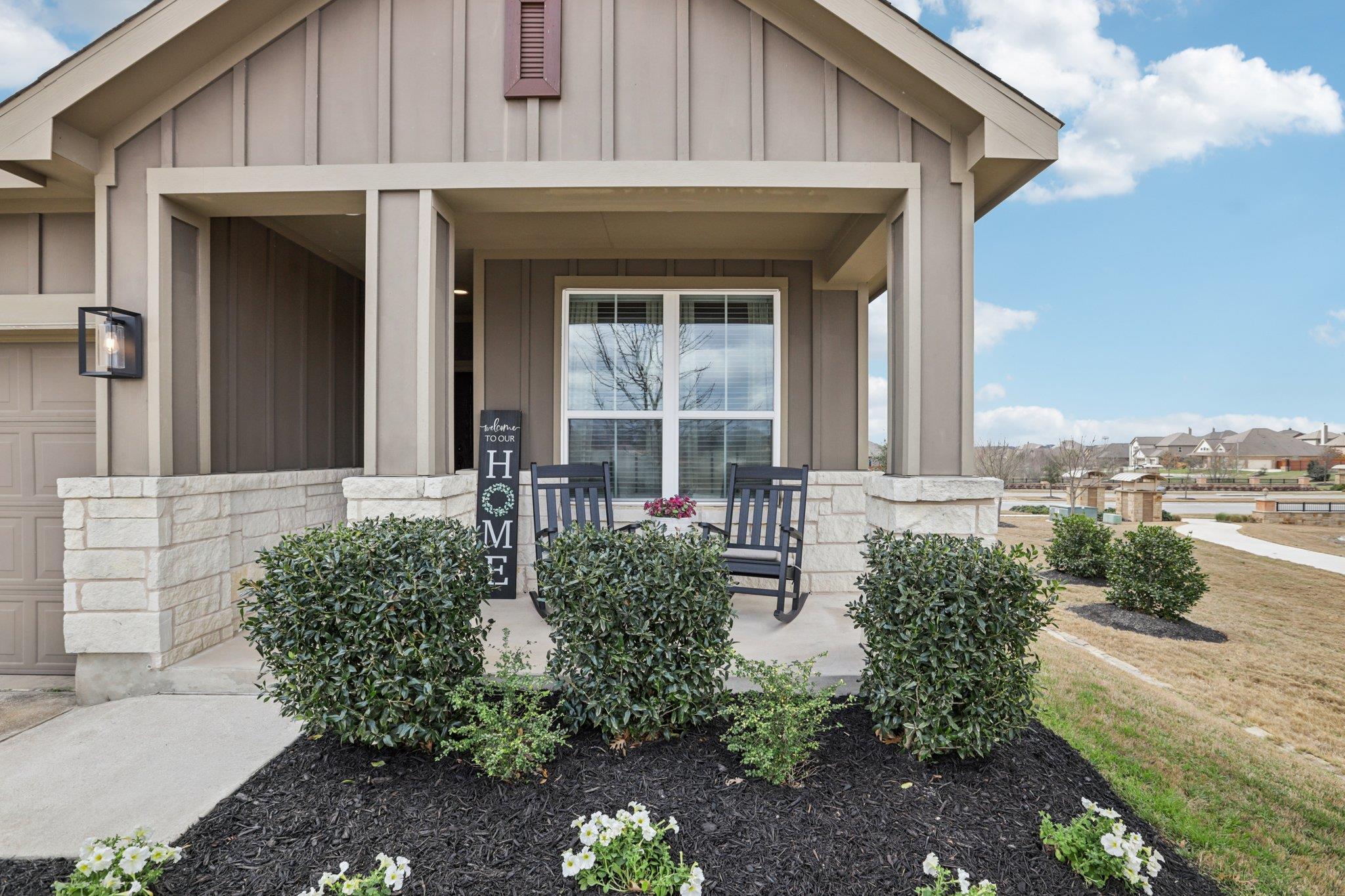 642 Bayberry CIR