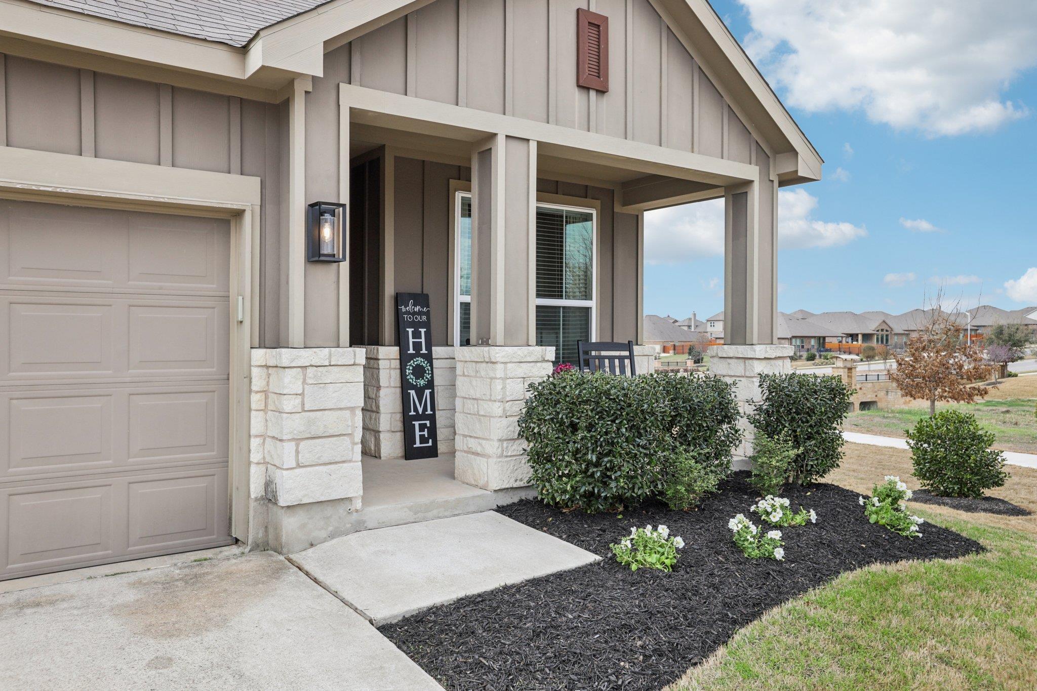 642 Bayberry CIR