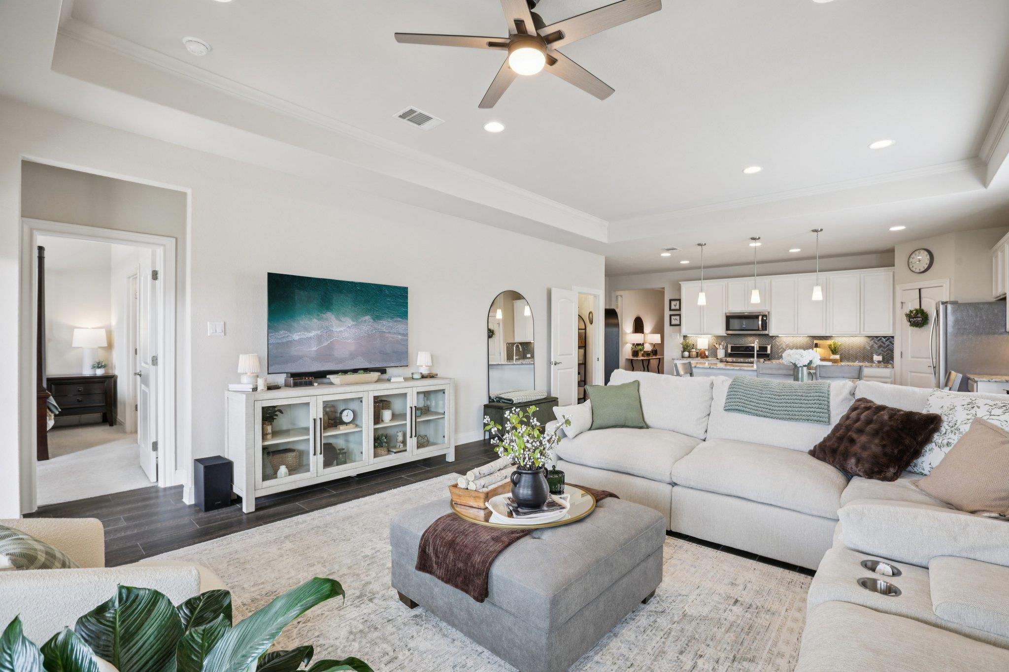 642 Bayberry CIR
