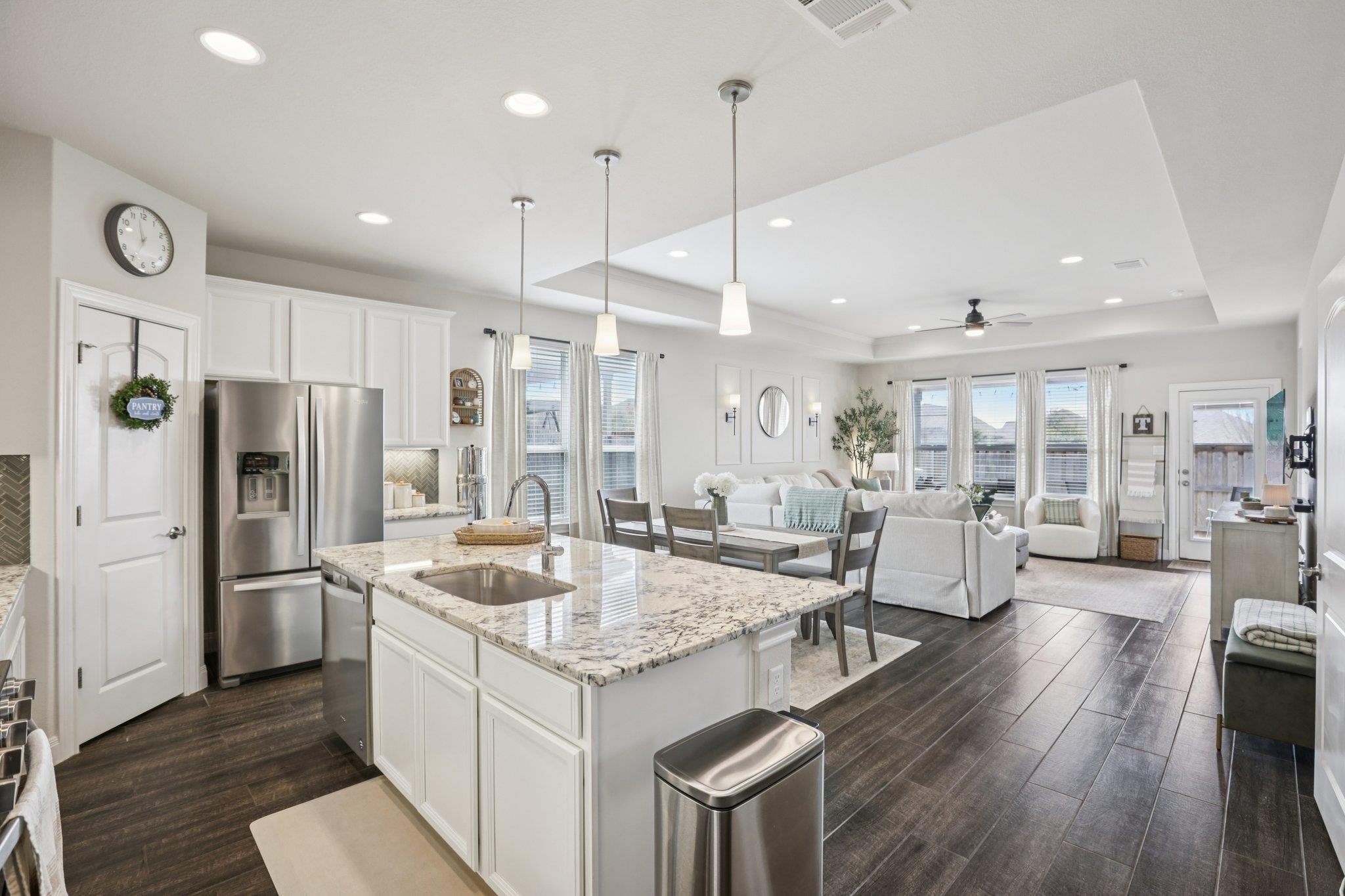 642 Bayberry CIR