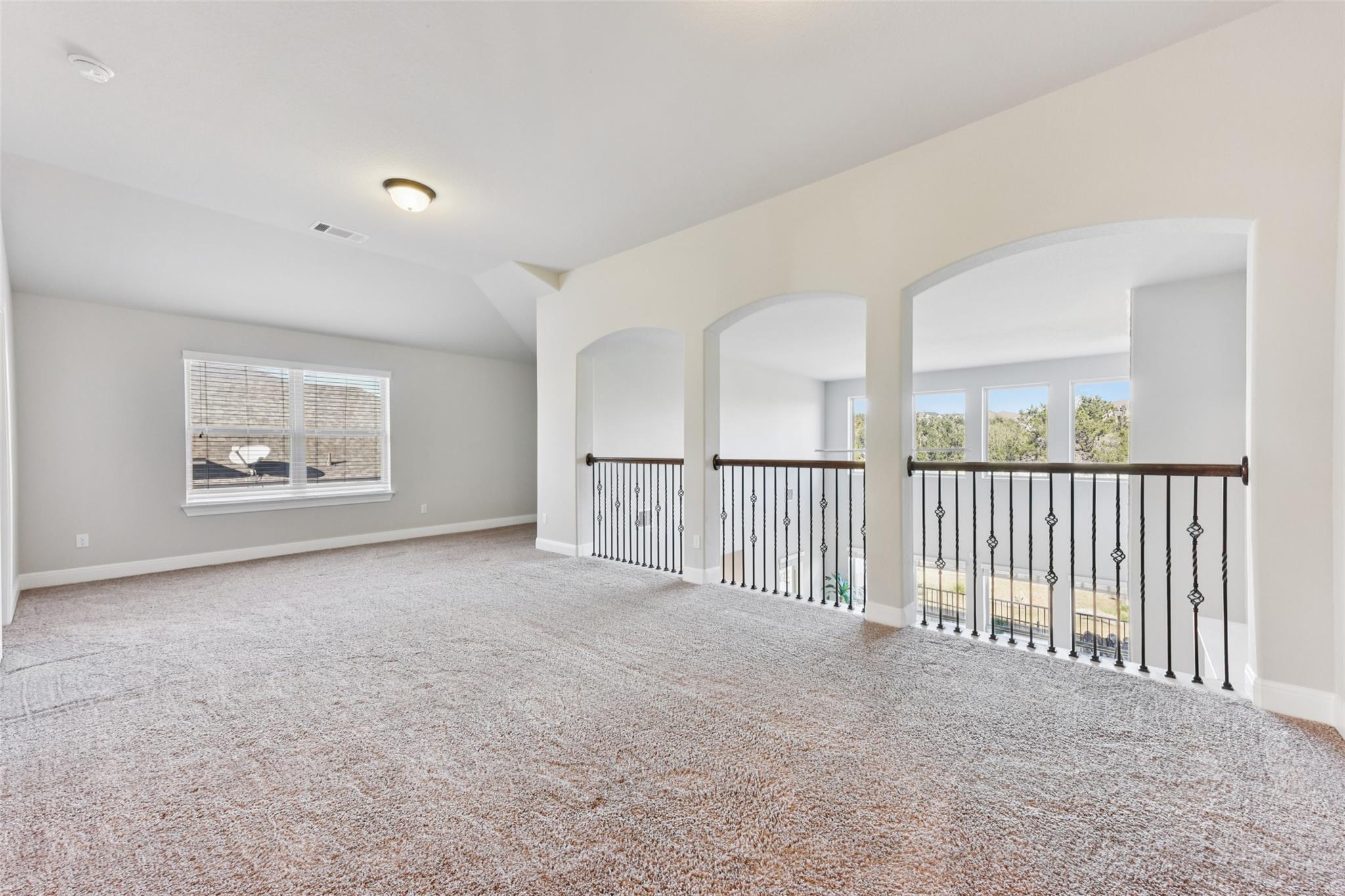 5629 Siragusa DR