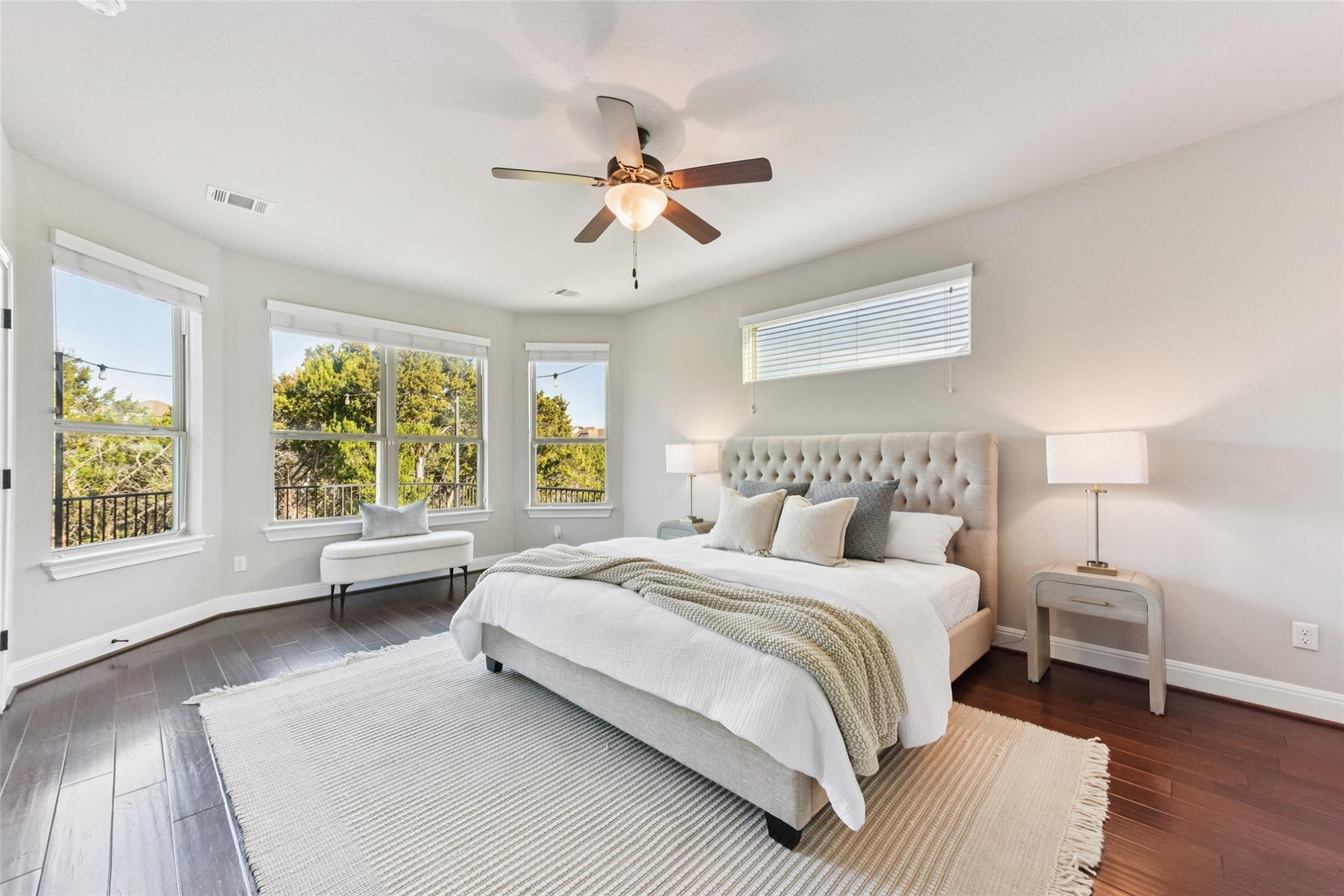 5629 Siragusa DR