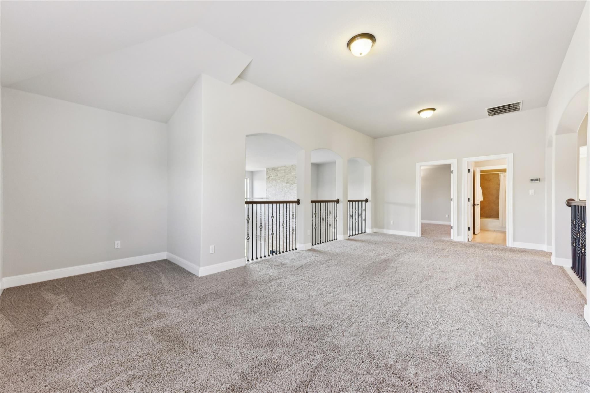 5629 Siragusa DR