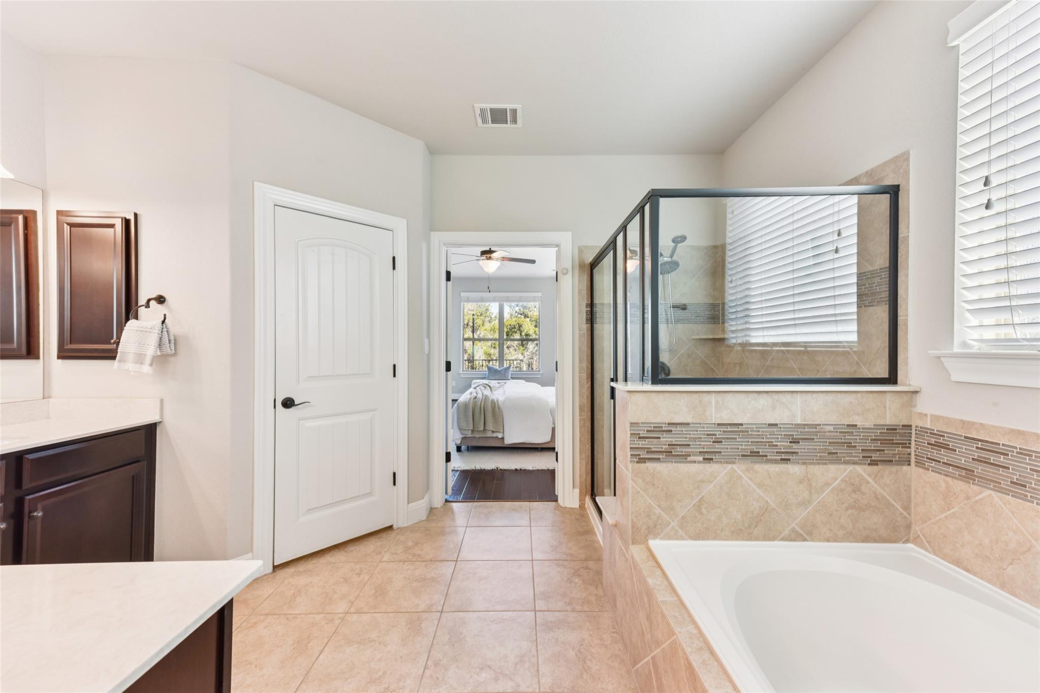 5629 Siragusa DR